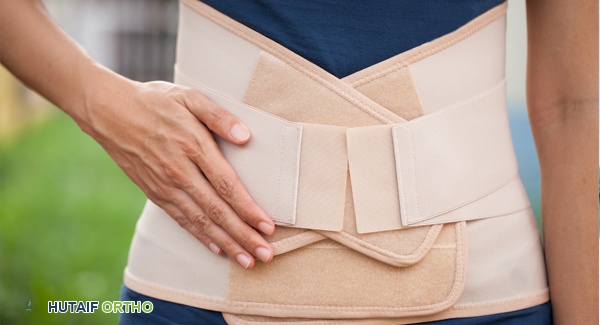 الرعاية الذاتية الشاملة لالتهاب الفقار اللاصق المحوري: دليل الأستاذ الدكتور محمد هطيف في صنعاء