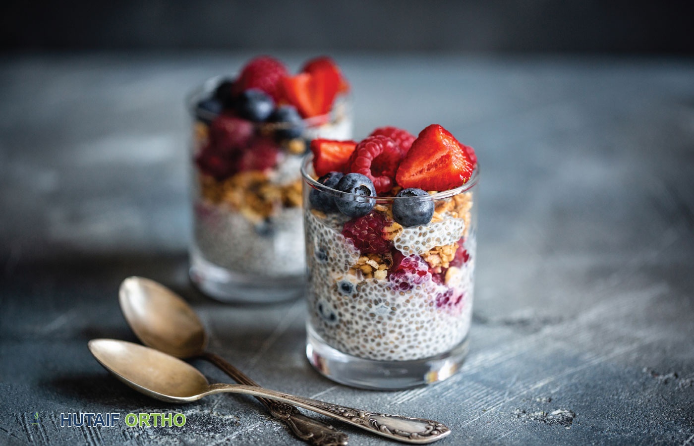 وصفة وعاء الزبادي بالبذور والتوت