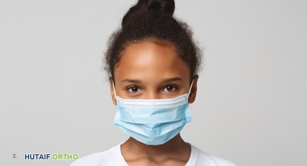 صورة توضيحية لـ كوفيد-19: دليلك الشامل لأعراض الفيروس والتعرض للعدوى وإرشادات الوقاية والعلاج