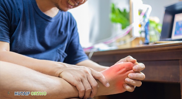 لماذا لا يتحسن النقرس لدي؟ دليلك الشامل مع الأستاذ الدكتور محمد هطيف