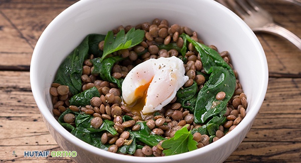 صورة توضيحية لـ فطائر الكتان الصحية: دليل الأستاذ الدكتور محمد هطيف لتغذية المفاصل وتخفيف التهابها