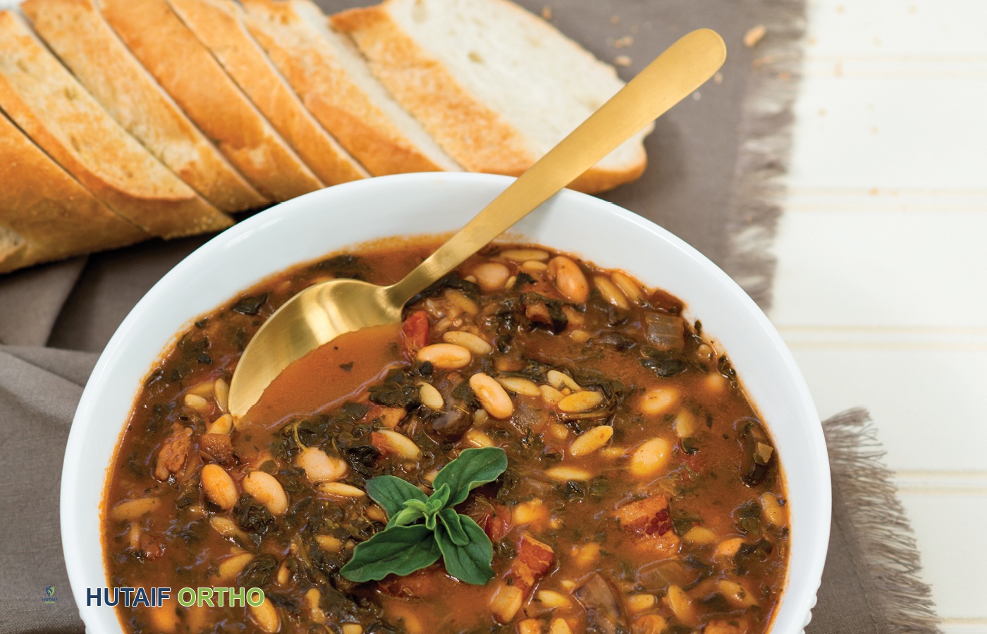 صورة توضيحية لـ التهاب المفاصل: دليل شامل للوقاية والعلاج مع الأستاذ الدكتور محمد هطيف في صنعاء