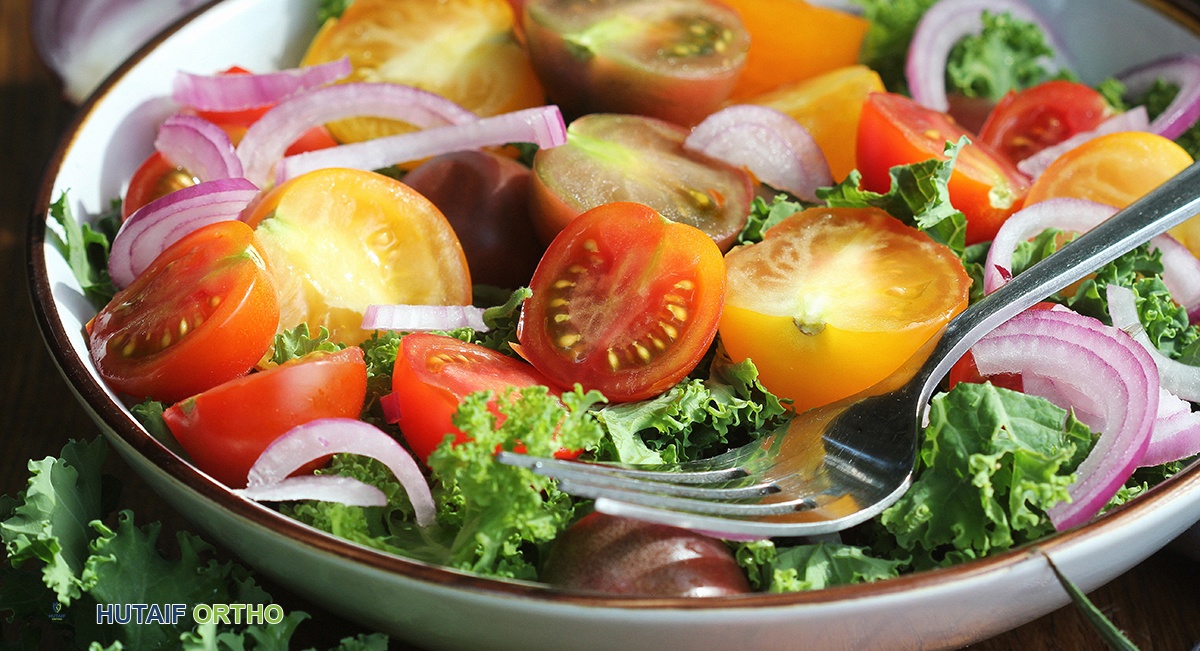 التغذية العلاجية لصحة العظام والمفاصل: دليل شامل من الأستاذ الدكتور محمد هطيف