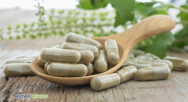 صورة توضيحية لـ الفيتامينات والمعادن لتعزيز المناعة ومكافحة الفيروسات: دليل شامل من الأستاذ الدكتور محمد هطيف