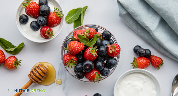 صورة توضيحية لـ النقرس والأطعمة الآمنة: دليل شامل من الأستاذ الدكتور محمد هطيف في صنعاء