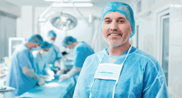 مخاطر المكملات الغذائية قبل الجراحة وتأثيرها على النزيف