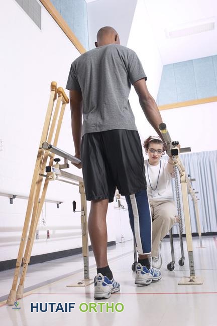 صورة توضيحية لـ تمزق الوتر الرباعي للركبة الأسباب، الأعراض، التشخيص، والعلاج المتكامل