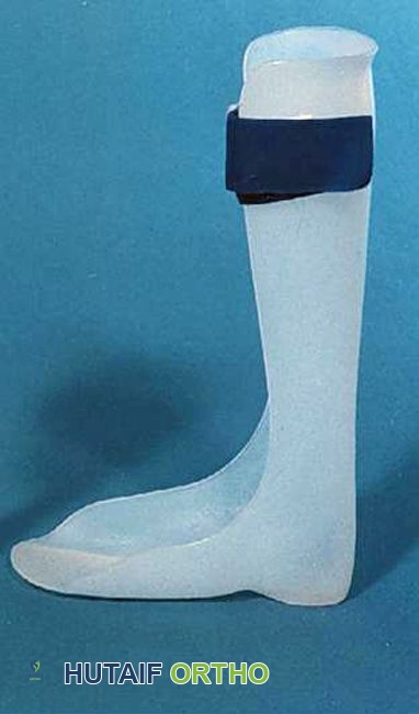 صورة توضيحية لـ المشي على رؤوس الأصابع عند الأطفال: دليل شامل للآباء مع الأستاذ الدكتور محمد هطيف في صنعاء