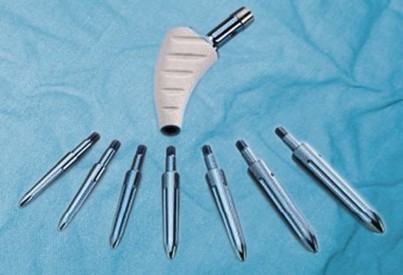 Illustration 4 for Kinectiv® Stem: Modular Necks for Primary THA Success